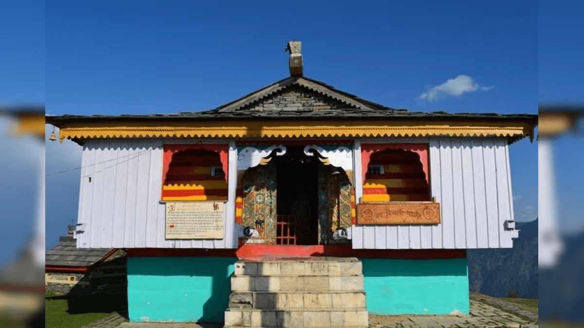 Bijli Mahadev Temple - Ancient temple with stunning mountain backdrop