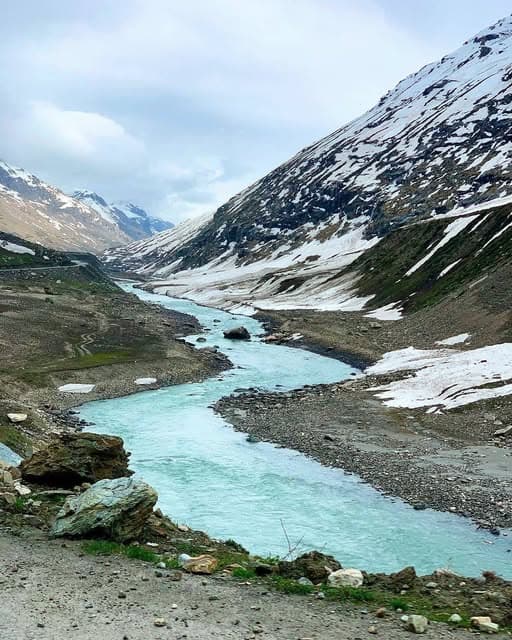 Chandra River - Pristine river with stunning view
