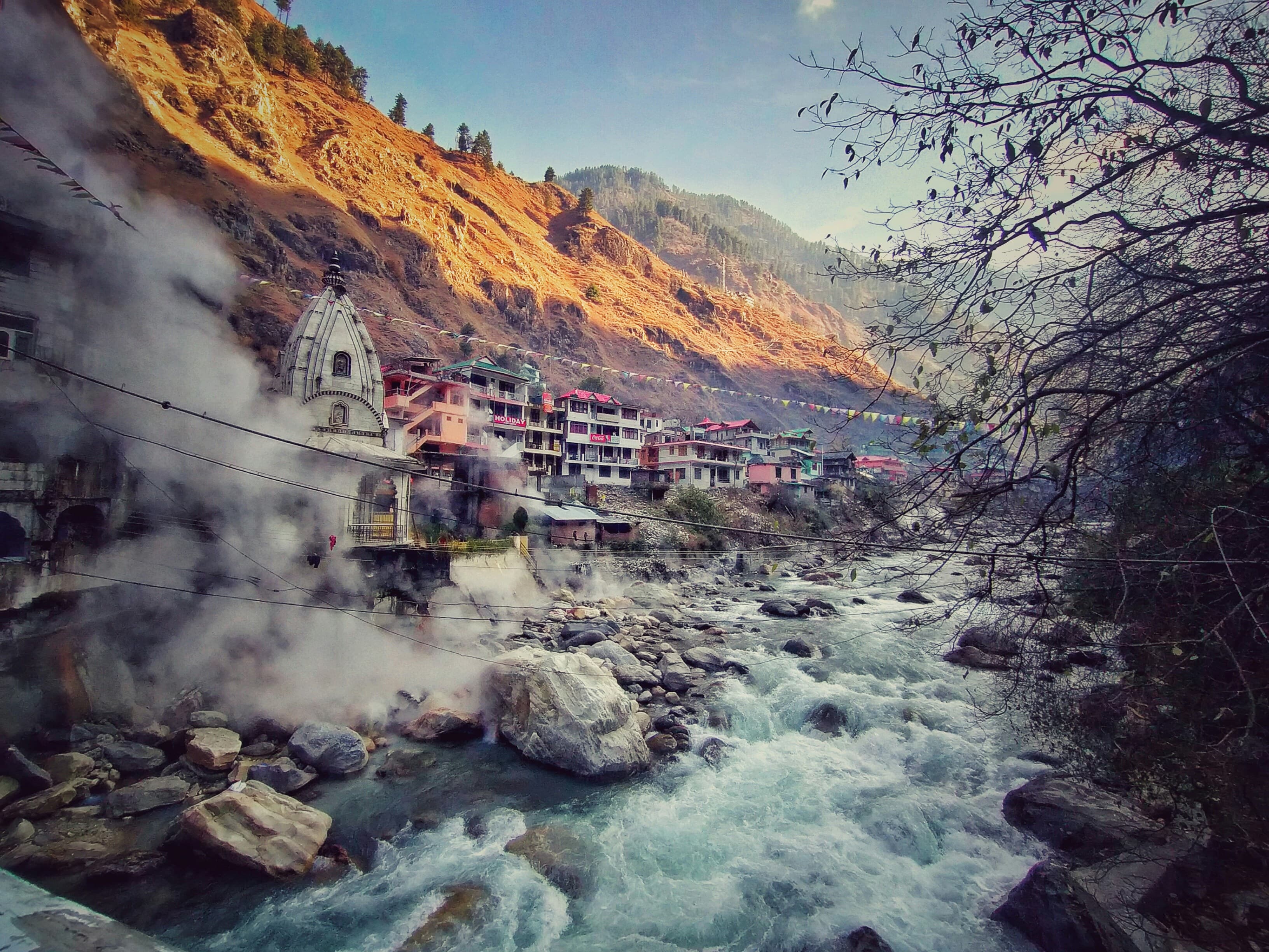 Manikaran Hot Springs - Sacred hot water springs