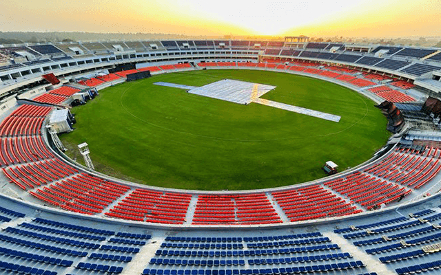 Cricket Fever & Stadium Buzz
